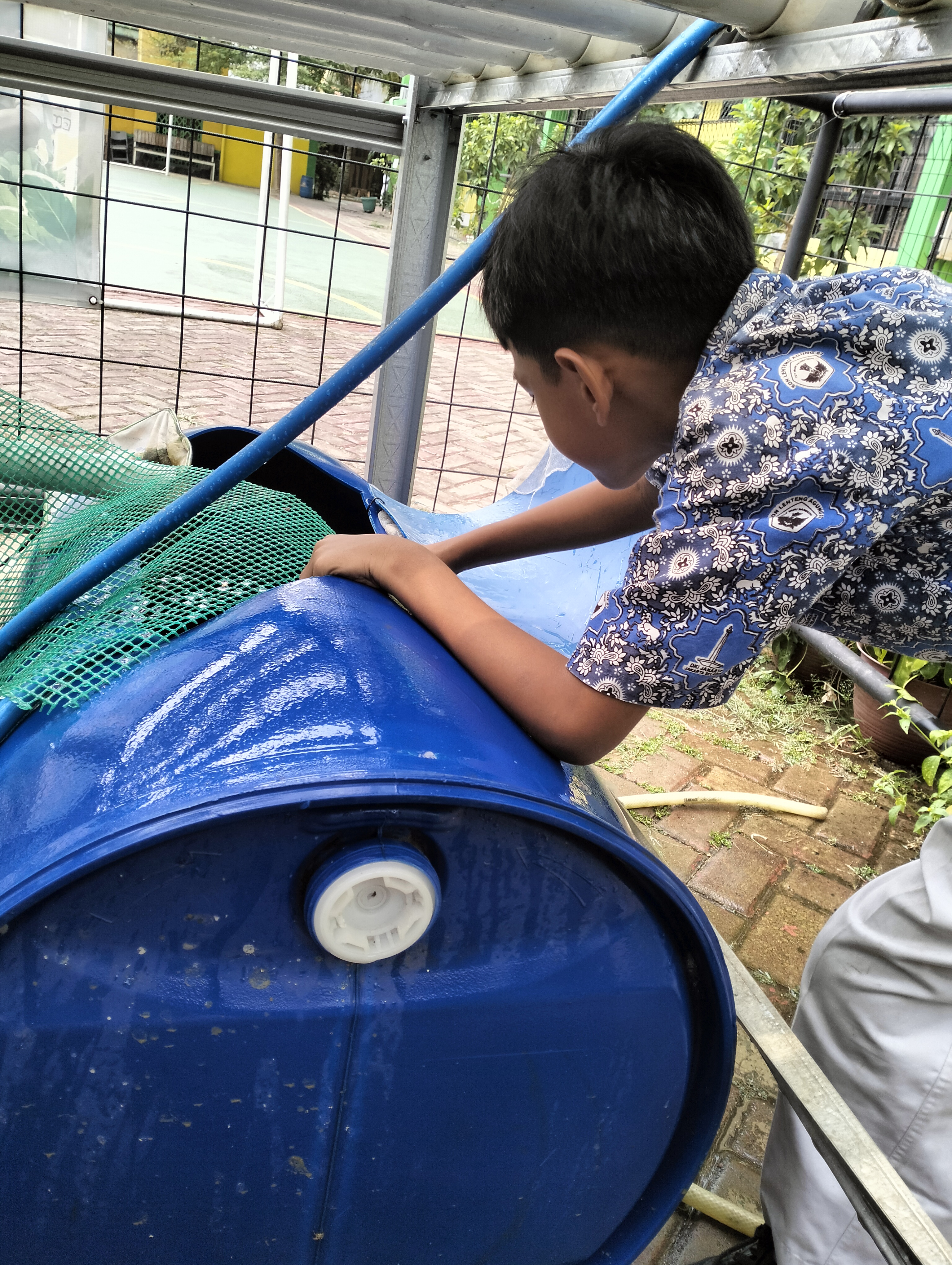 Lahan Urban Farming SDN Lenteng Agung 07 Jakarta - Gambar 93