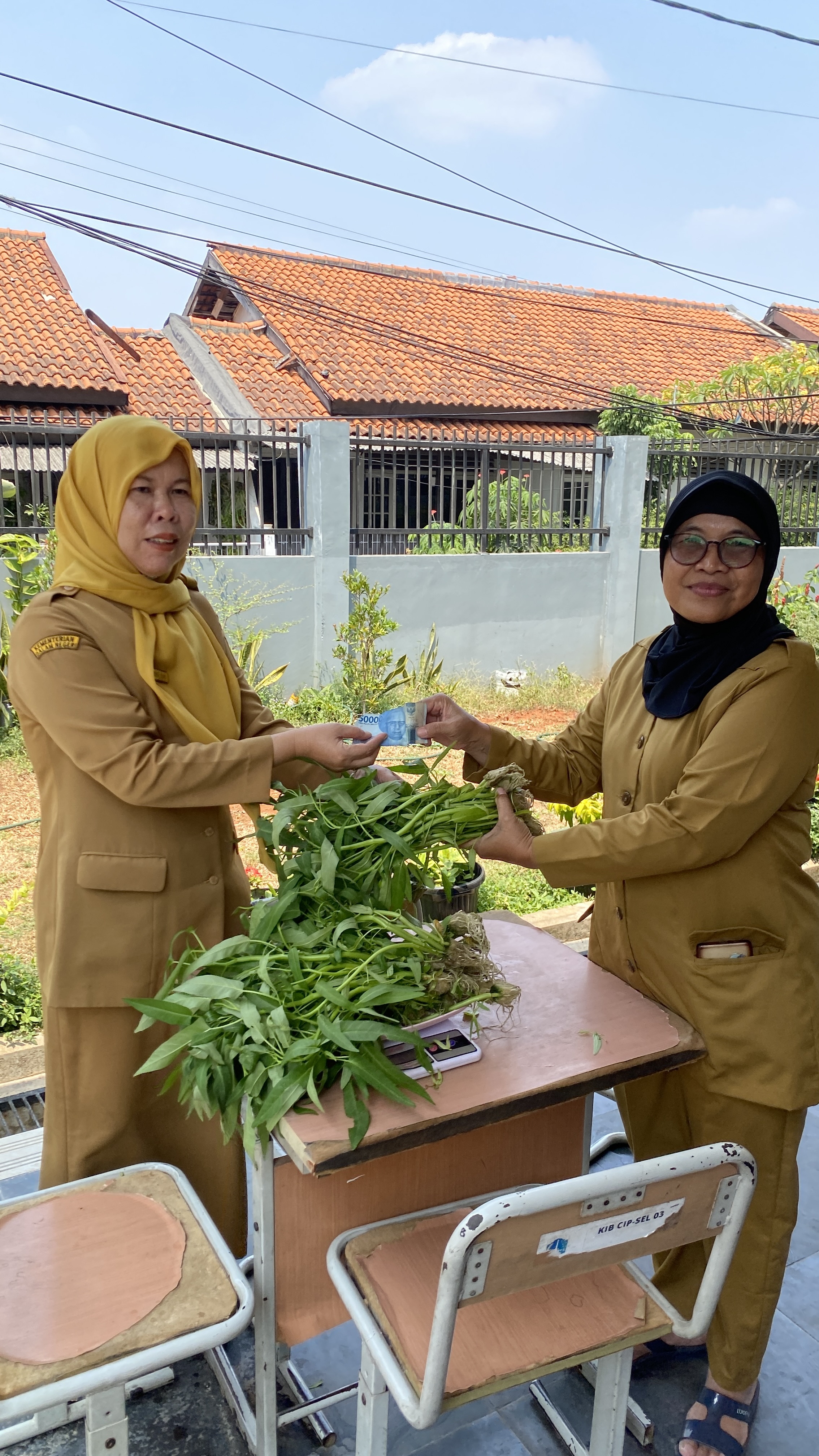 Lahan Urban Farming SDN Cipete Selatan 03 - Gambar 93