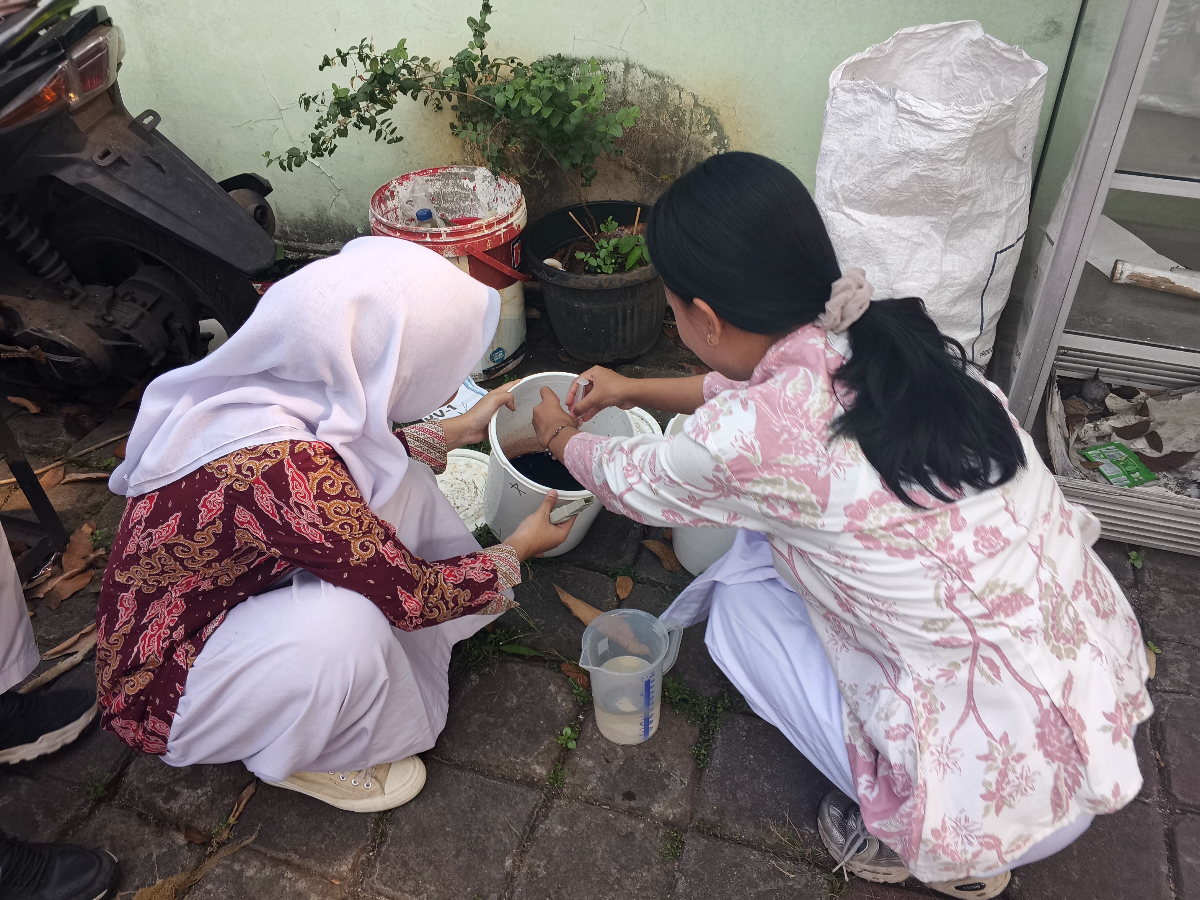 Lahan Urban Farming SMKN 59 Jakarta - Gambar 165