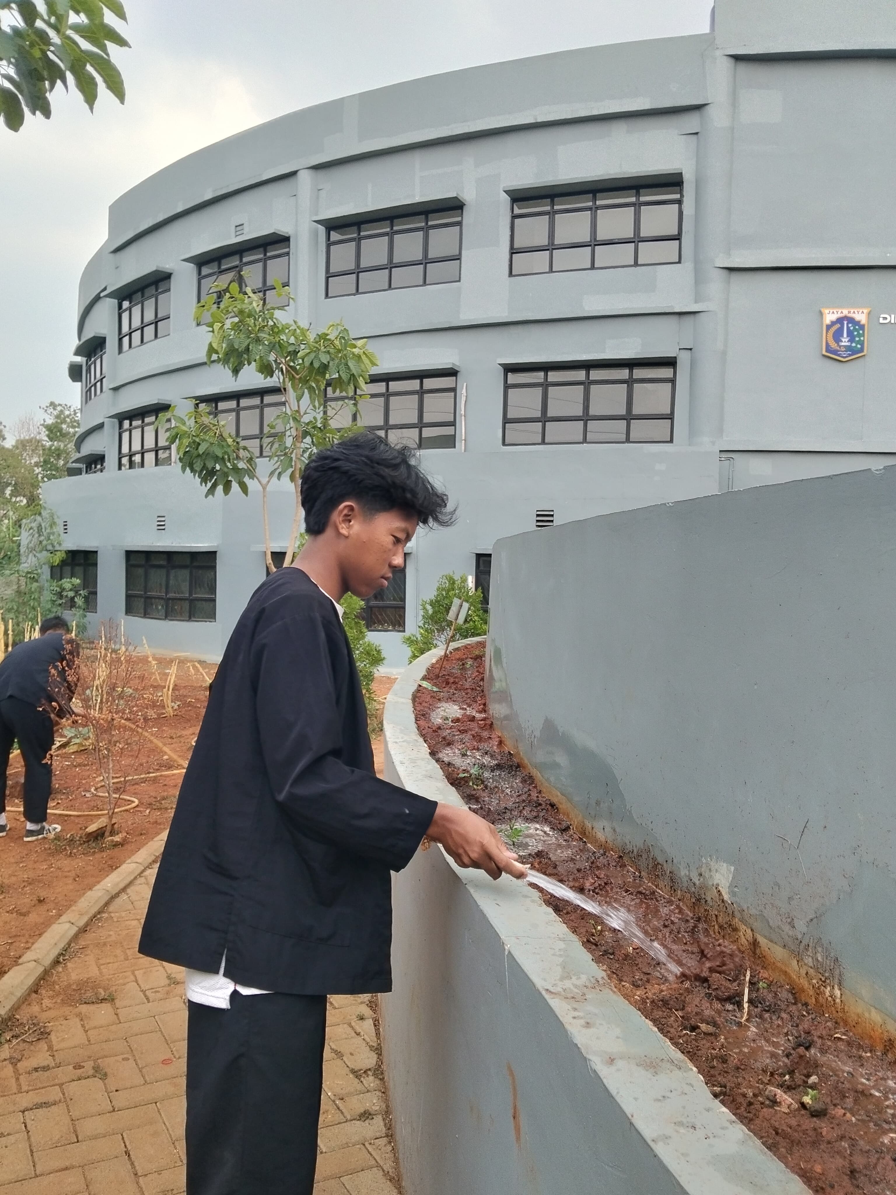 KEBUN SMKN 74 JAGAKARSA JAKARTA SELATAN - Gambar 153