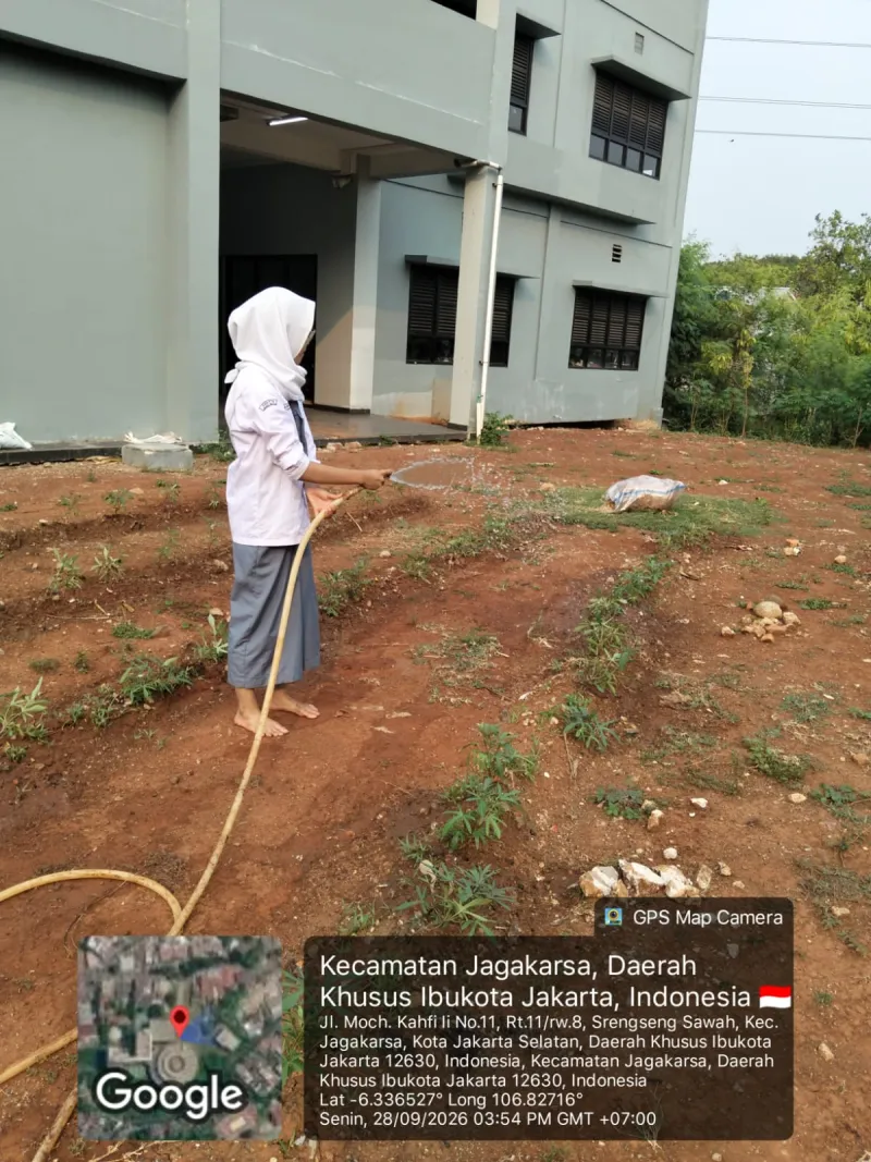 KEBUN SMKN 74 JAGAKARSA JAKARTA SELATAN - Gambar 139