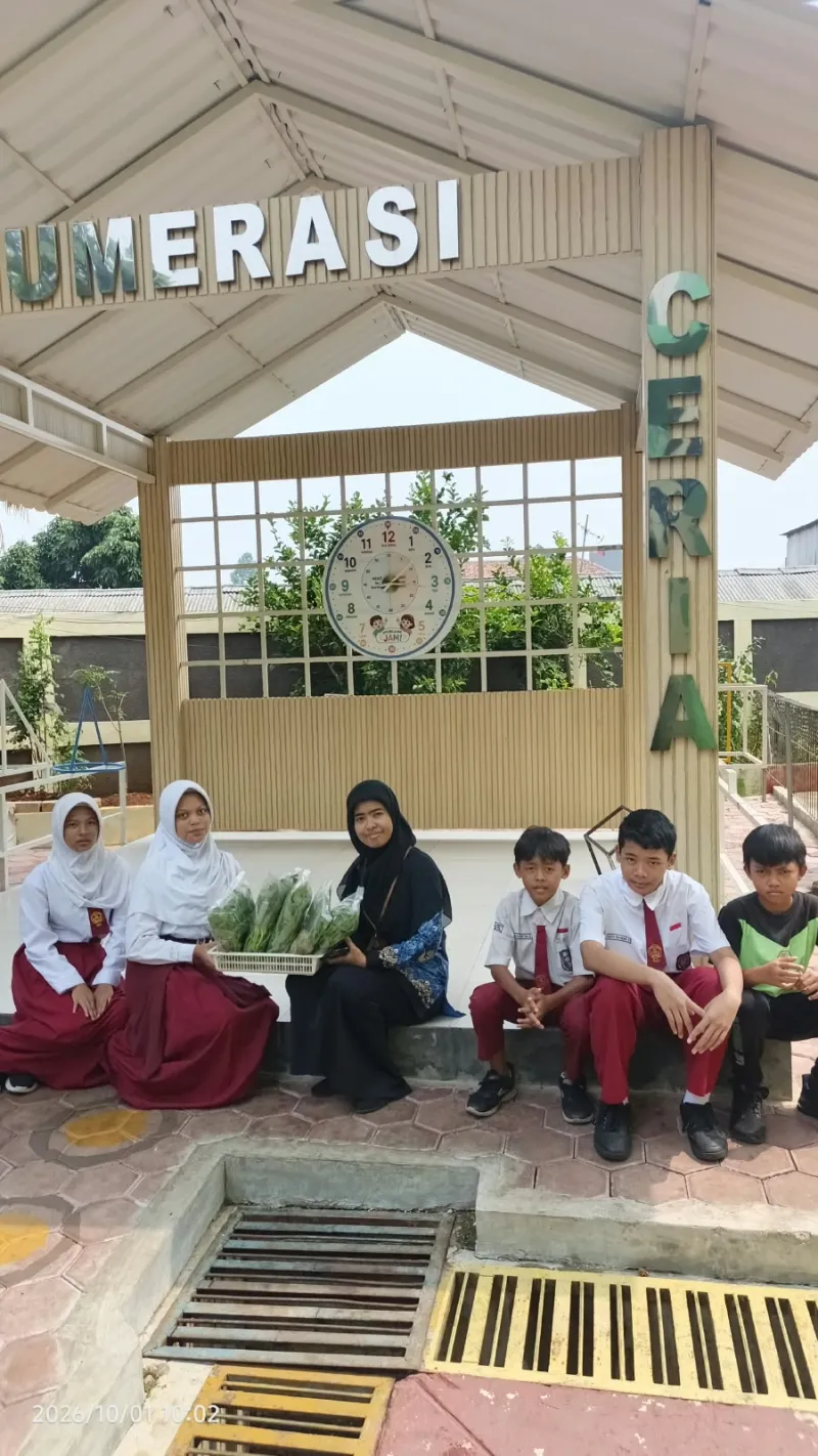 Lahan Urban Farming SDN Lenteng Agung 07 Jakarta - Gambar 37