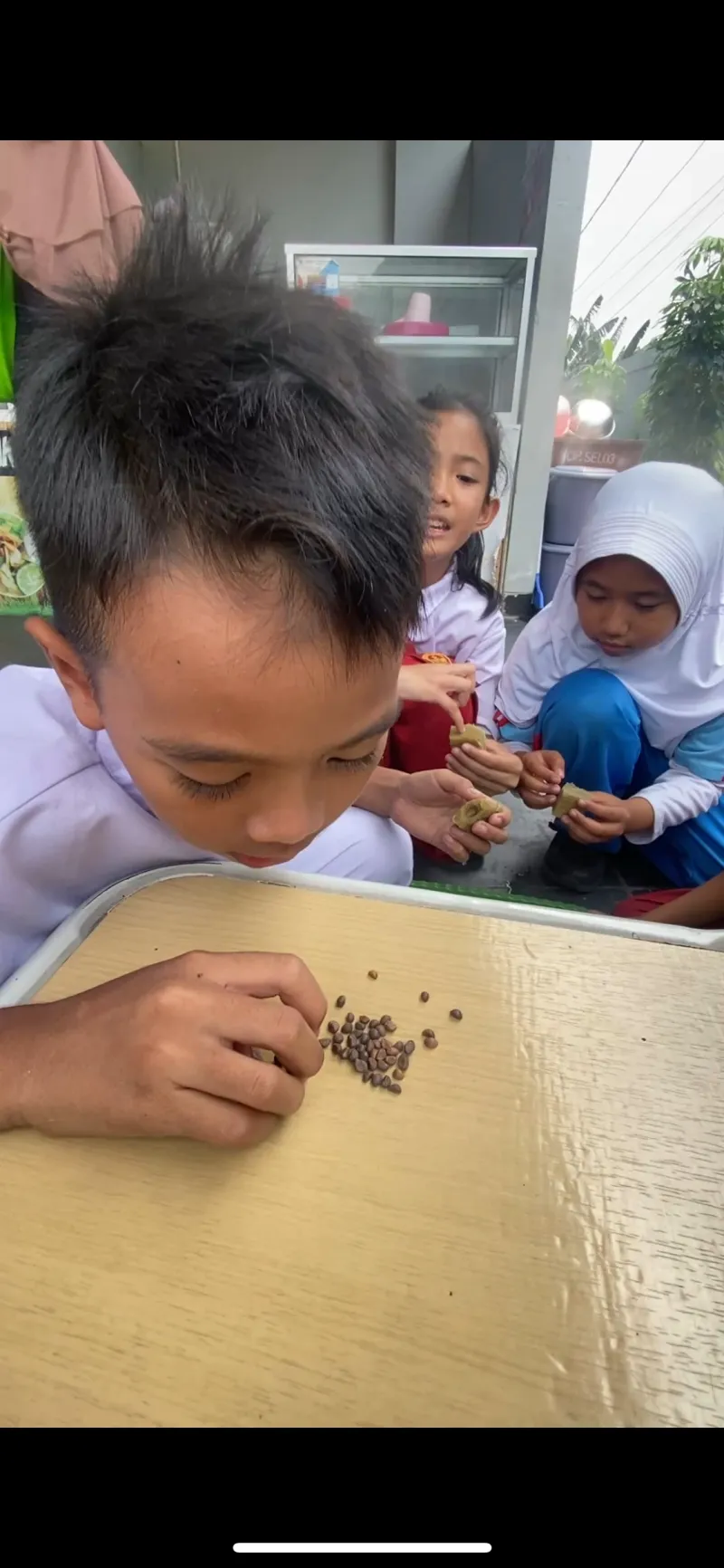 Lahan Urban Farming SDN Cipete Selatan 03 - Gambar 14