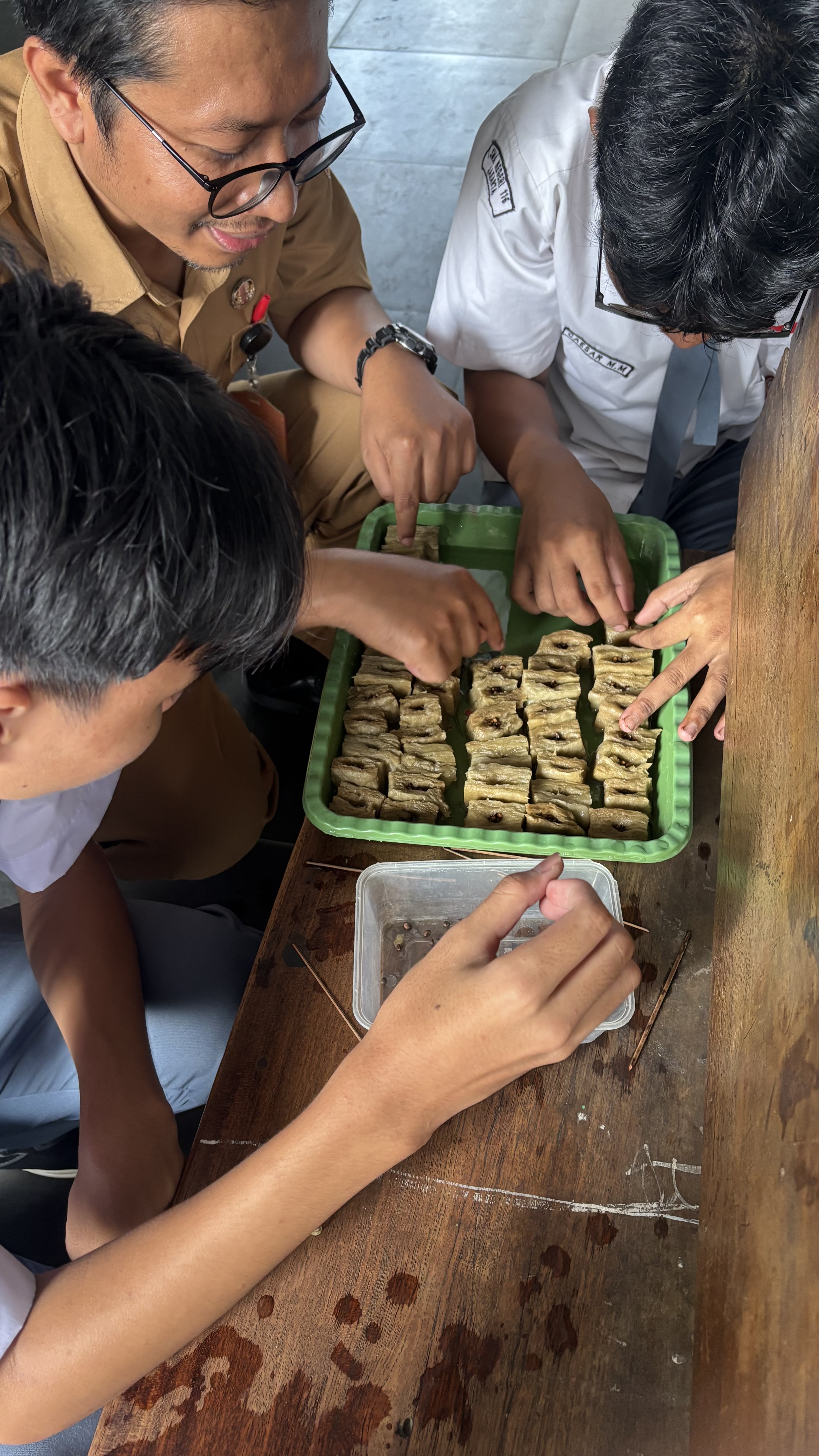 Lahan Urban Farming SMAN 116 Jakarta - Gambar 23