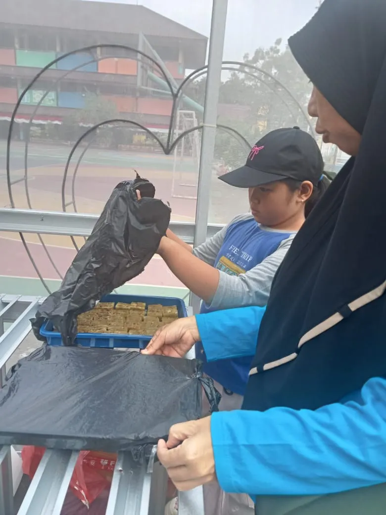 Lahan Urban Farming SDN Cipulir 03 - Gambar 102