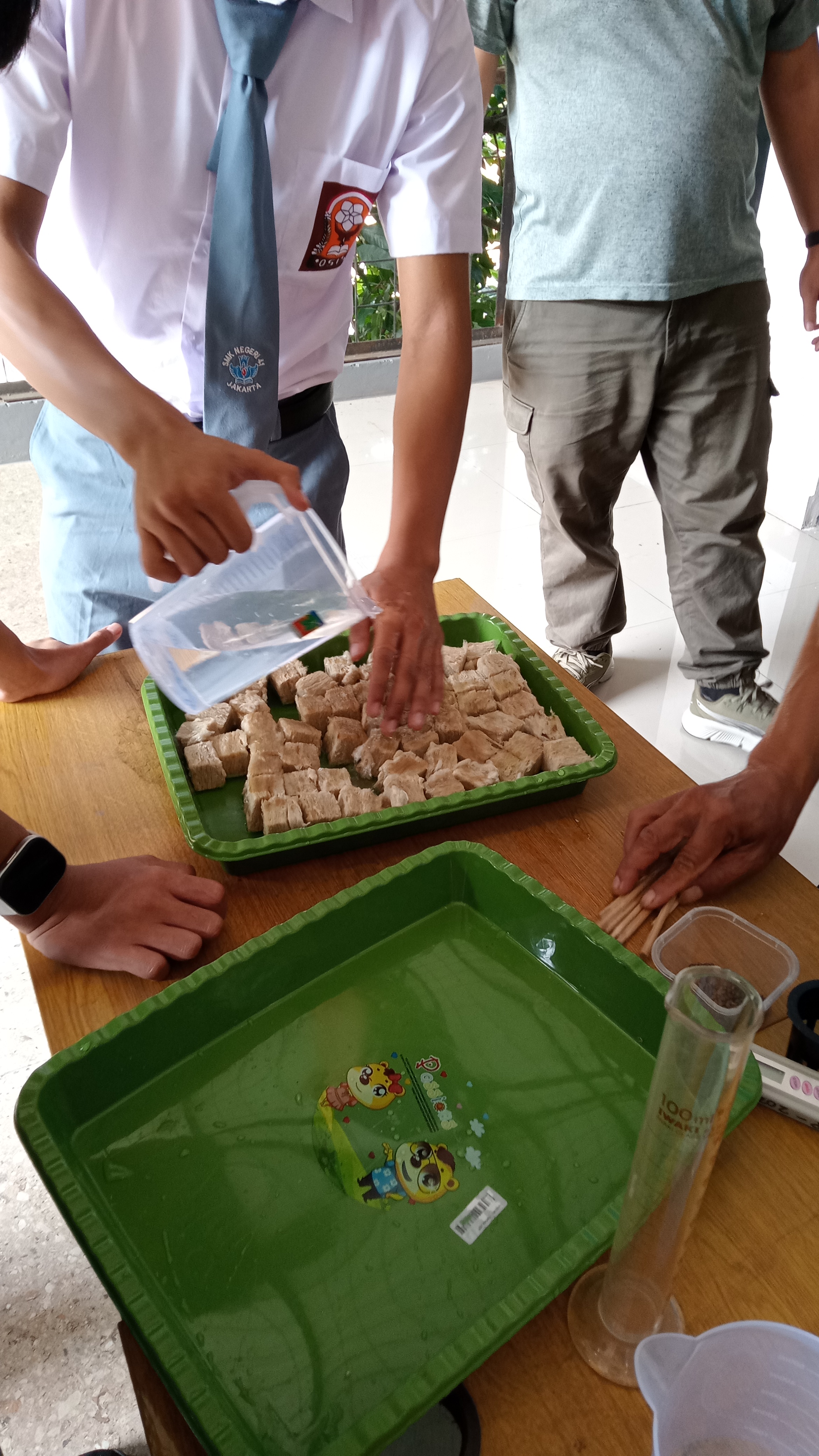 Lahan Urban Farming SMKN 41 Jakarta - Gambar 97