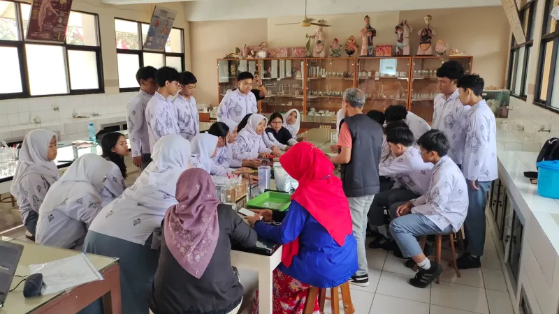 Lahan Urban Farming SMAN 34 Jakarta - Gambar 107