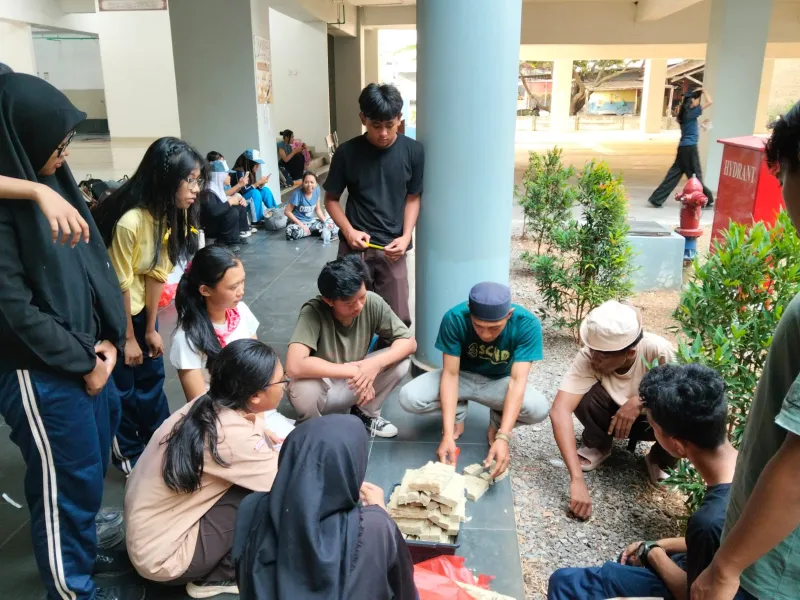 KEBUN SMKN 74 JAGAKARSA JAKARTA SELATAN - Gambar 393
