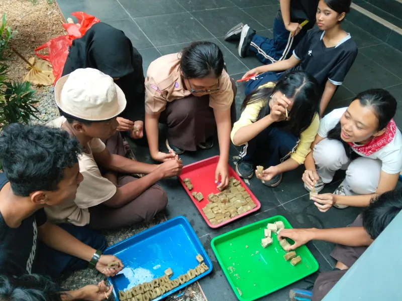 KEBUN SMKN 74 JAGAKARSA JAKARTA SELATAN - Gambar 394