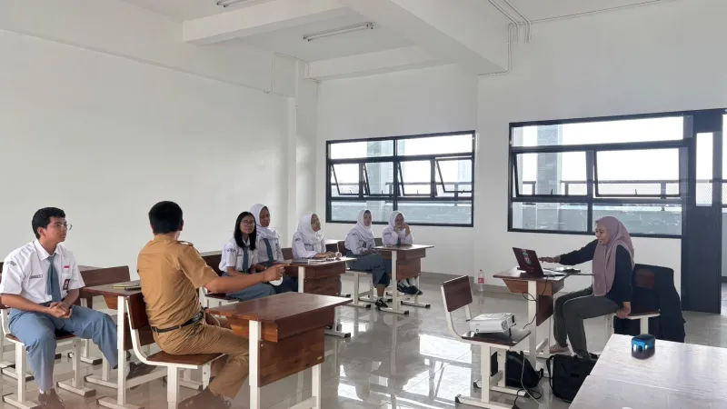 Lahan Urban Farming SMAN 116 Jakarta - Gambar 147