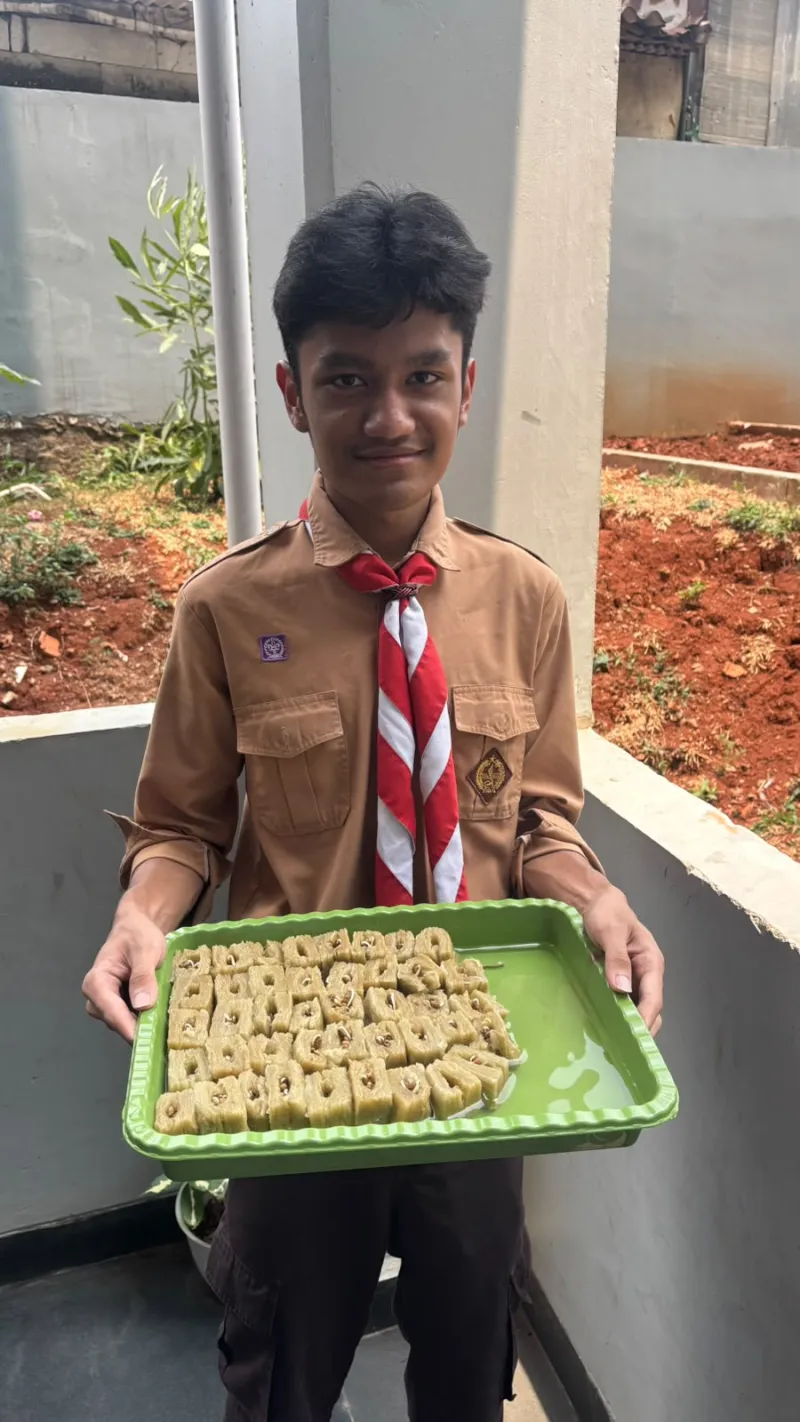 Lahan Urban Farming SMAN 116 Jakarta - Gambar 143